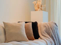 Tiseco Kussen Juliette 45x45cm - stof - amber gold